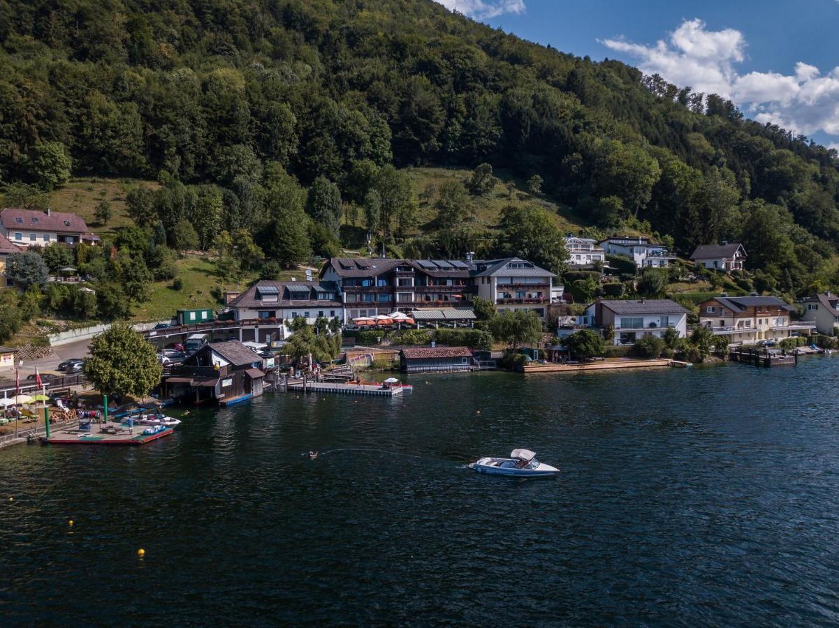 Landhotel Gruenberg Am See Gmunden Exterior photo